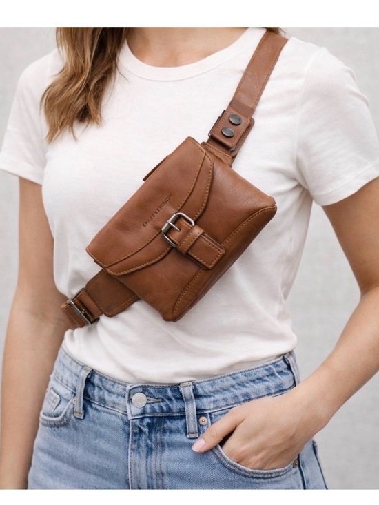 Spikes And Sparrow Handbags - Spikes & Sparrow Missouri Leather Waist Bag in chesnut cognac Brown